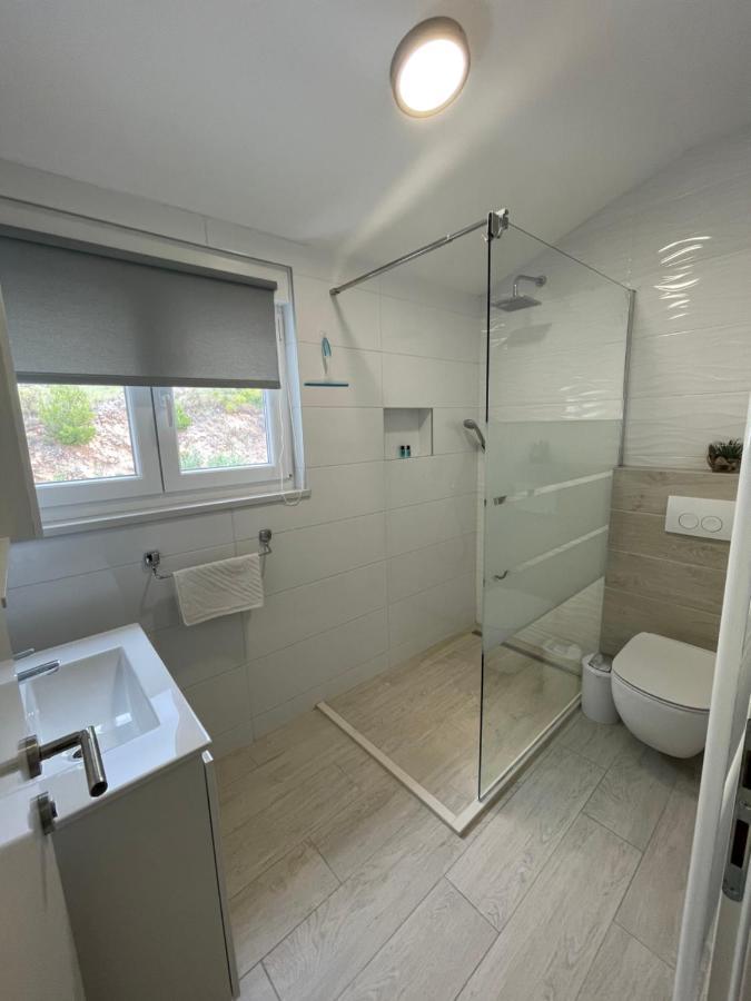 Apartman Mili Baška Voda Exteriör bild