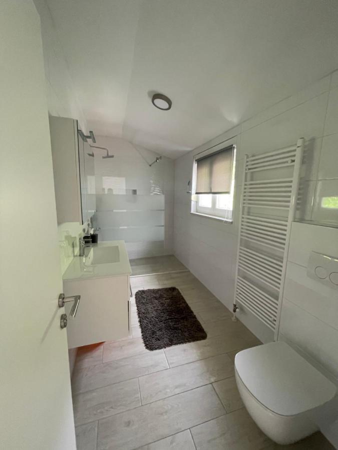 Apartman Mili Baška Voda Exteriör bild