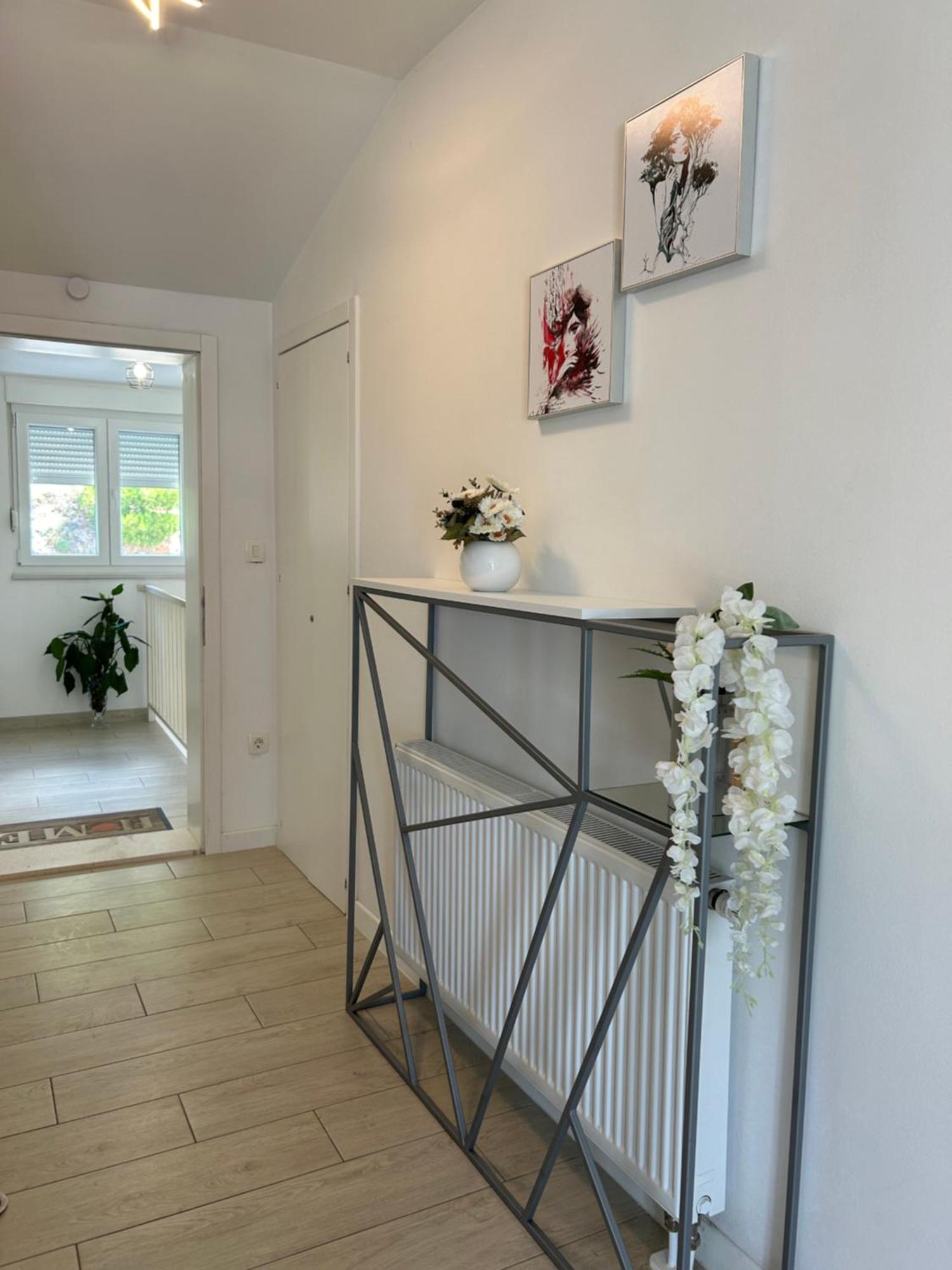 Apartman Mili Baška Voda Exteriör bild